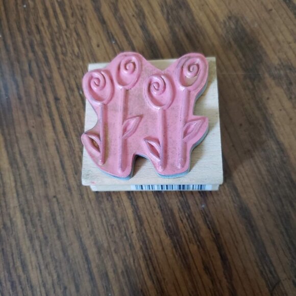 Katie & Co Tulip Flower garden rubber stamp 2 x 2 - Picture 4 of 6